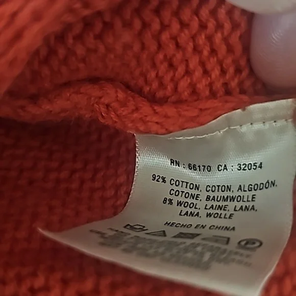 Far away from close pumpkin orange cropped sweater - Picture 4 of 4